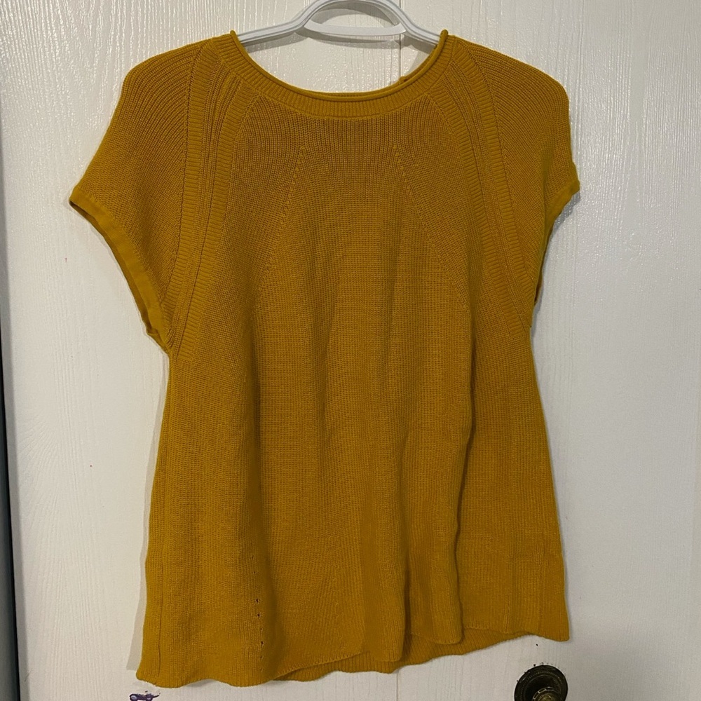 Beautiful belle by belldini shirt. Size medium